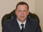 Житель Ленинского района попросил Владимира Попкова рассказать о планах по ремонту дорог