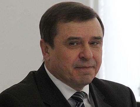 От министра транспорта требуют реального решения проблемы движения поездов по маршруту 